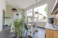 Ambrosia Guesthouse - Homestays