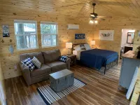 Cozy Lake Cabin - Fire Pit, Near Beach, Hiking, Golf & Disc Golf! - 3-Star