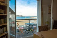 Quiet flat with sea view, 2 bedrooms, free wifi - 2-Star