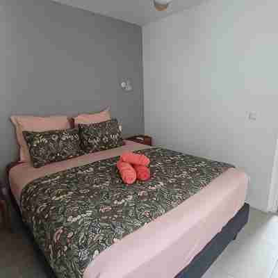 Accommodation Tahiti Punaauia Confort with Swimming Pool Rooms