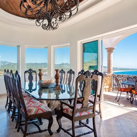 Spectacular Private Luxury Villa with Ocean View!