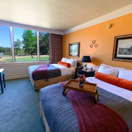 The Inn at Houndslake