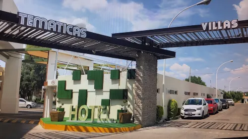 Hotel Medrano Temáticas and Business Rooms Aguascalientes - ที่มีสระว่ายน้ำ