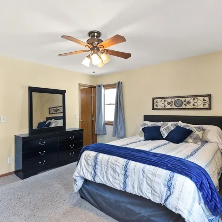 Beautiful home minutes from downtown!