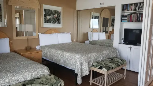 Discount Huge 1240sq.ft Oceanfront Corner Unit Panoramic Wrap-Around Views - อ่างจากุชชี่