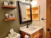 Newly Remodeled Fireplace Studio Ski-in/Ski-Out Condo-Balcony, Pool & Hot Tub - con encanto