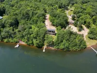 Escape to Chub Lake Retreat: Waterfront Luxury House in Carlton, Minnesota - 5-Star