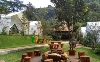 Maribaya Glamping Tent - ที่มีบาร์