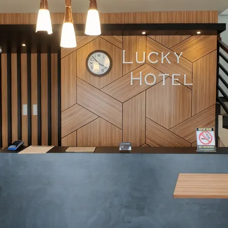 Lucky Hotel