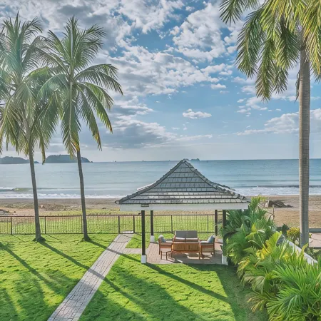 Casa Natalia: Luxurious Oceanfront Villa with Housekeeping and Concierge