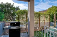 Spacious 4Br, Walk to Beach in Carlsbad Village! Steps to Everywhere! - 4-Star