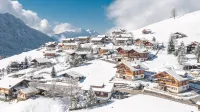 Engel Ingold Lodge-Romantic place in the middle of the Swiss Alps-Hotel Services - Gym