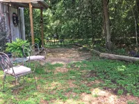 Country Comfort Apartment 8 miles from Round Top - Wifi