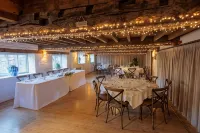 Egypt Mill Hotel and Restaurant - parking
