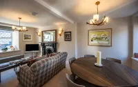 Contemporary Cottage in Ballater Village - 4-stjärniga