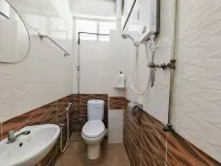 Spacious 4 brooms house@USM/Qbay/FTZ/Spice Arena - 2 ดาว