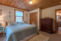 Modern 4 Br Waterfront Lake House Directly on Minnehonk Lake Belgrade Lakes Area - Boutique
