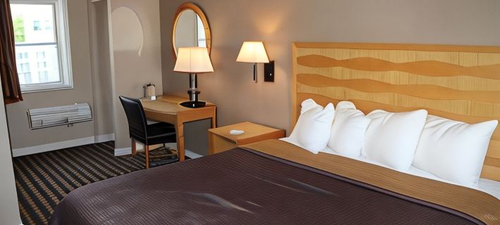 Cape Cod Inn Hotels in Barnstable