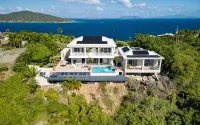 Stunning 360° Views of Magens Bay, St.John & BVI's. Luxury 6 bedroom villa - Wifi