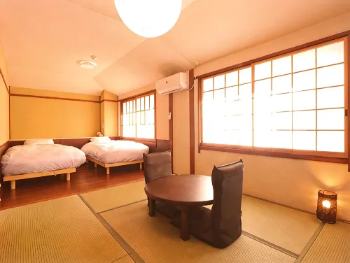 Hotel Kona - 3-Star