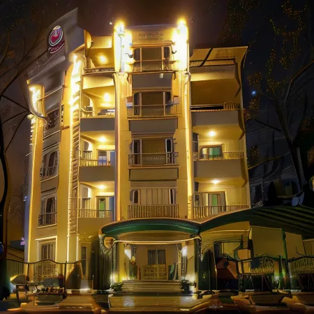 Meg-Lozenetz Hotel