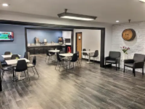 Super 8 by Wyndham Georgetown