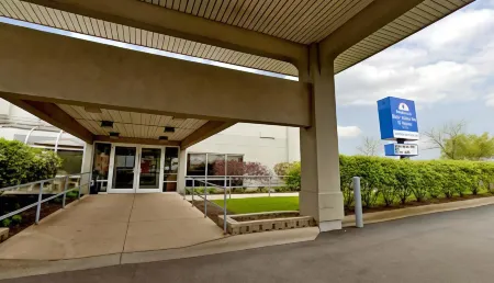 Americas Best Value Inn & Suites Waukegan/Gurnee Отели в г. Уокиган