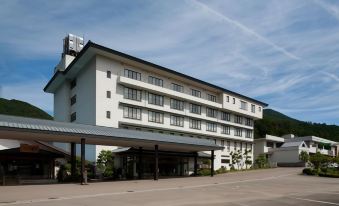 Hotel Gujo Hachiman - Housity