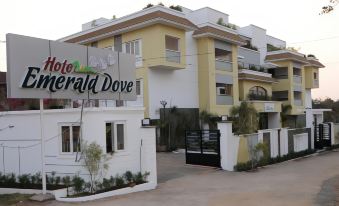 Hotel Emerald Dove