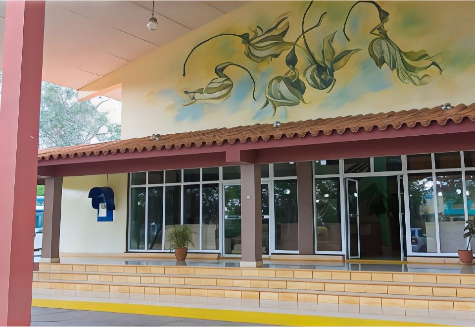 Las Yagrumas - Housity