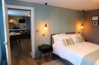Diglis Basin Apartment Hotels in Doddenham