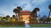 Days Inn & Suites by Wyndham Fort Pierce I-95