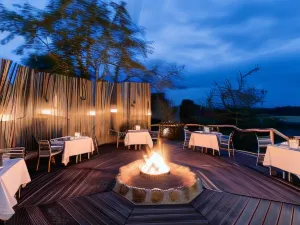 Thornybush Simbambili Lodge