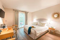Hotel Spa & Restaurant Cantemerle Hotels in Vence