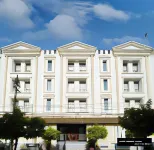 Hotel Yash Regency Hotel berhampiran Svm Children Academy Park