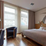 Komfort Hotel am Kurpark Отели в г. Бад-Хомбург