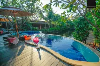 Panwana Resort Hoteles en Taphong