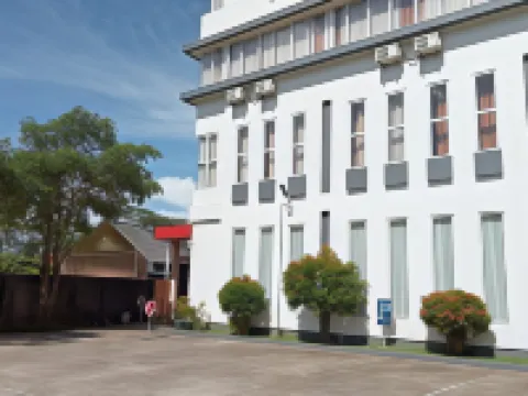 Hotel Grand Bromo Pacitan Hotels in Pacitan Regency
