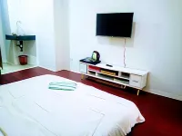 Transpark Juanda by 21 Room Hôtels à : East Bekasi