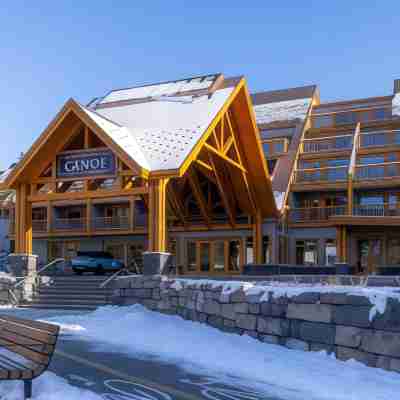 Hotel Canoe & Suites Hotel Exterior