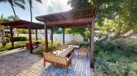 Perfectly Located in the Heart of Seven Mile Beach Apts Các khách sạn gần The Penny Black