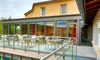 Logis Hotel Spa Restaurant le Provence