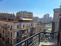 Downtown Family Suites