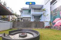 Tropical Bliss Villa by the Feelas Hotels in Cihideung