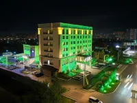 Garden Hotel & Spa Hotels near Sky Park