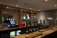 Alcester Inn - ที่มีที่จอดรถ