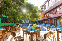 Casa Lotería -Pueblito Sayulita- Colorful, Family and Relax Experience with Private Parking and Pool - Pools
