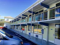 Super 8 by Wyndham Kingsland I-95/Naval Base Area Hotel a Kingsland