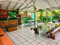 Auberge K-Wan Hostel - Proche Plages Hôtels à : Deshaies