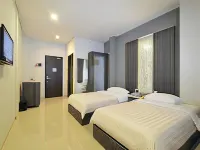 Studio Inn & Suites Semarang Hotels in Gajahmungkur